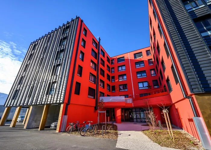 Nemea Campus 3* Gières